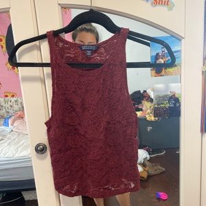 Soft and sexy cropped tank